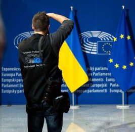 ЕС не спешит с кредитом Украине и требует реформ
