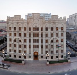 МВД Азербайджана опровергло сообщения о массовом отравлении детей конфетами