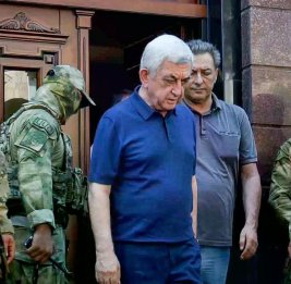 Суд снял ограничение на выезд Сержа Саргсяна