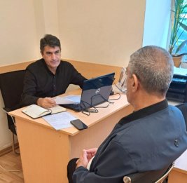 Азербайджанские адвокаты открыли двери
