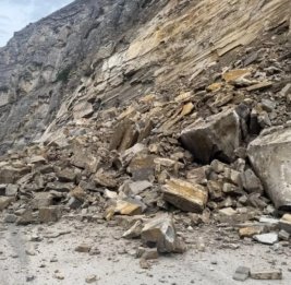 
Три села Дагестана остались без транспортного сообщения из-за камнепадов