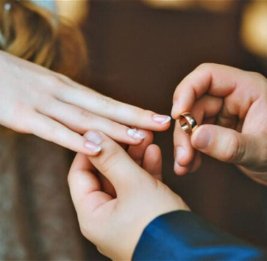 В Азербайджане отец обручил несовершеннолетнюю дочь со своим 30-летним племянником