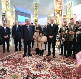 Президент Ильхам Алиев ознакомился с Фестивалем национальных блюд стран-участниц СНГ