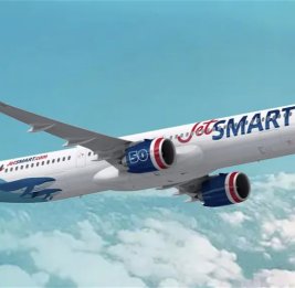 Flightradar: самолет JetSmart подал сигнал бедствия у берегов Чили