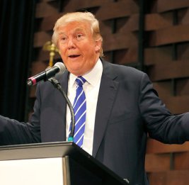 Восемь войн &mdash; восемь премий: Трамп оценил свои заслуги