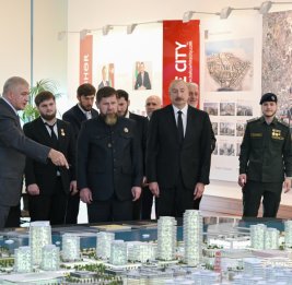 Президент Ильхам Алиев и глава Чеченской Республики России побывали в &laquo;Белом городе Баку&raquo;