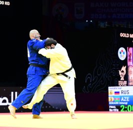 Ушанги Кокаури взял серебро на чемпионате мира
