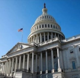 В Сенате США потребовали отменить сделку по поставкам российского дизеля
