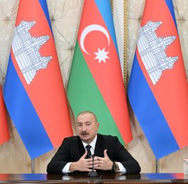 
Президент Азербайджана: У нас прочные политические отношения с Камбоджей