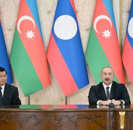 Президенты Азербайджана и Лаоса выступили с заявлениями для прессы