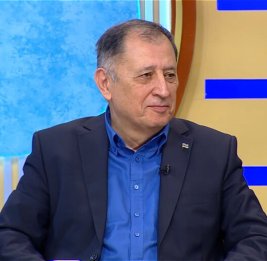Баба Везироглу: Каждый живущий в Азербайджане не может приносить в школу свои религиозные взгляды