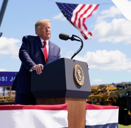 Трамп заявил, что пообещал больше не убивать иранских лидеров
