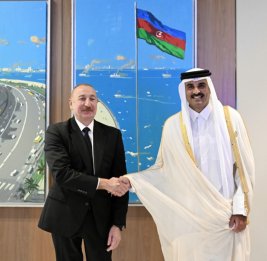 Президент Ильхам Алиев встретился с Эмиром Государства Катар