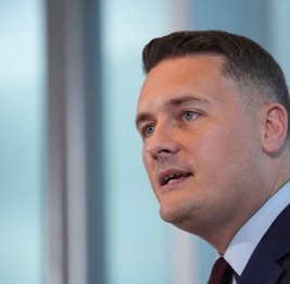 Глава Минобороны Британии провел закрытые переговоры с шефом Пентагона
