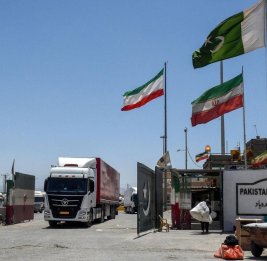 
Иран и Пакистан закрыли сухопутную границу
