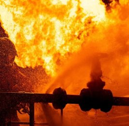При пожаре на военной базе в Канаде погибли семь человек