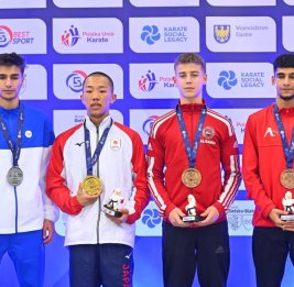 
Азербайджанские каратисты завоевали 5 медалей на чемпионате мира