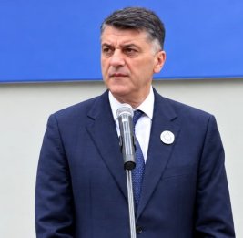 Прокурор потребовал 12 лет тюрьмы для экс-главы управления молодежи и спорта Баку
