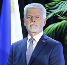 Президент Чехии призвал Европу к участию в мирных переговорах по Украине