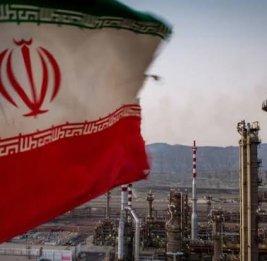 США заблокировали иранский нефтяной экспорт на $25 млрд
