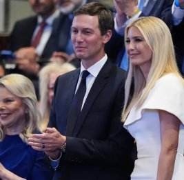 Vanity Fair: российская разведка могла взломать телефон Кушнера &ndash; в деле фигурируют $2 млрд

