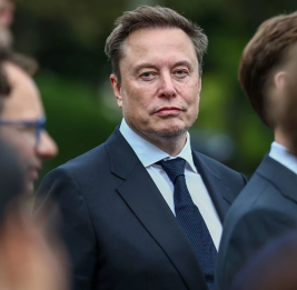 Маск назвал индийского миллиардера &laquo;настоящим хозяином Индии&raquo;