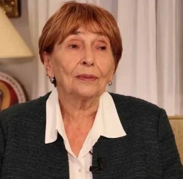 Правящая партия Сербии заявила о нападении на мать Александара Вучича