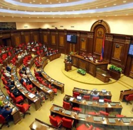 Скандал в парламенте Армении