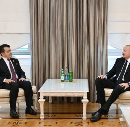 
Президент Ильхам Алиев принял генерального директора ИСЕСКО