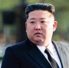 Ким Чен Ын потребовал от армии КНДР постоянной готовности к войне
