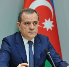 
Джейхун Байрамов прибыл в Турцию
