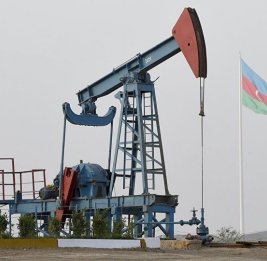 
Азербайджанская нефть торговалась выше 122 долларов