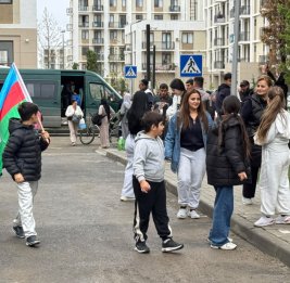 
Очередная группа переселенцев прибыла в город Агдам