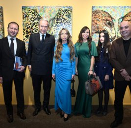 
В Центре Гейдара Алиева состоялось официальное открытие Art Weekend