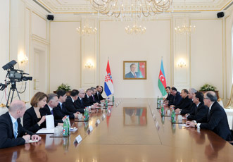 Встреча президентов Азербайджана и Хорватии в расширенном составе