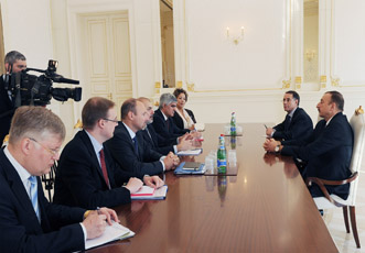 Президент Ильхам Алиев принял делегацию во главе со специальным представителем Европейского Союза по Южному Кавказу