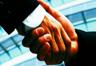 Между Государственной нефтяной компанией Азербайджана и вьетнамскойкомпанией Petrovyetnam подписано соглашение по блоку сухопутных месторождений