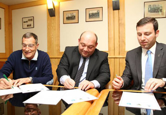 Французский футбольный клуб «Осер» стал партнером гянджинского «Кяпаза»