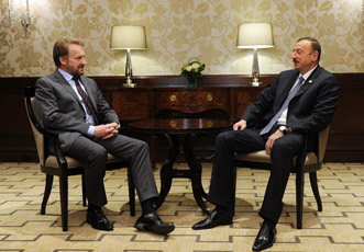 Встреча Президента Азербайджана Ильхама Алиева с Председателем Президиума Боснии и Герцеговины Бакиром Изетбеговичем