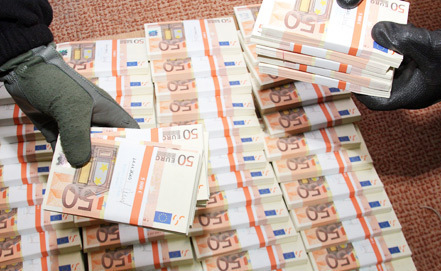 Во Франции ликвидирована крупнейшая в стране фабрика по производству фальшивых евро