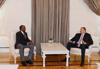 Президент Ильхам Алиев принял посла Кубы в Азербайджане в связи с завершением его дипломатической деятельности