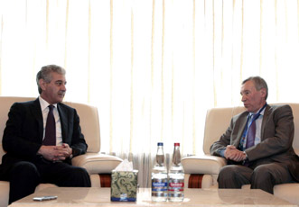 Партия «Единая Россия» заинтересована в расширении сотрудничества с партией «Ени Азербайджан»