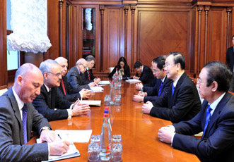 Состоялся обмен мнениями по развитию азербайджано-китайских связей