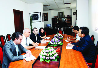 Обсуждены перспективы развития сотрудничества между Азербайджанским государственным телеграфным агентством и китайским агентством Синьхуа