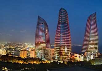 Приключения итальянцев в Баку