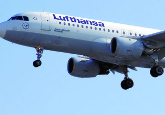 Lufthansa отменила более 200 авиарейсов