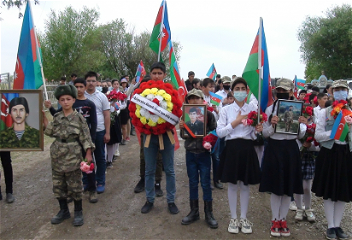 В Физули воздвигнут памятникшехидам Отечественной войны