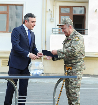 Семьям шехидов и инвалидам Карабахской войныпредоставлены квартиры