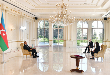 Президент Ильхам Алиев принял новоназначенного резидента-координатора ООН в Азербайджане