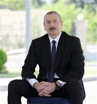 Президенту Республики МолдоваЕе превосходительствугоспоже Майе Санду